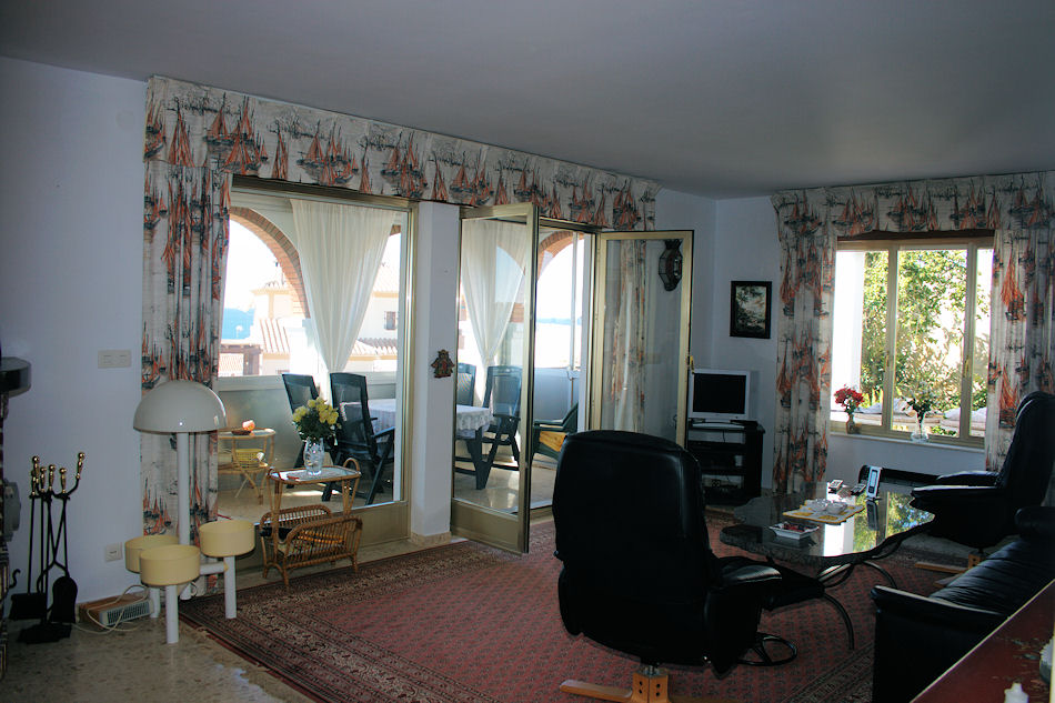 Chalet independiente en venta en Benajarafe, Rincón de la Victoria